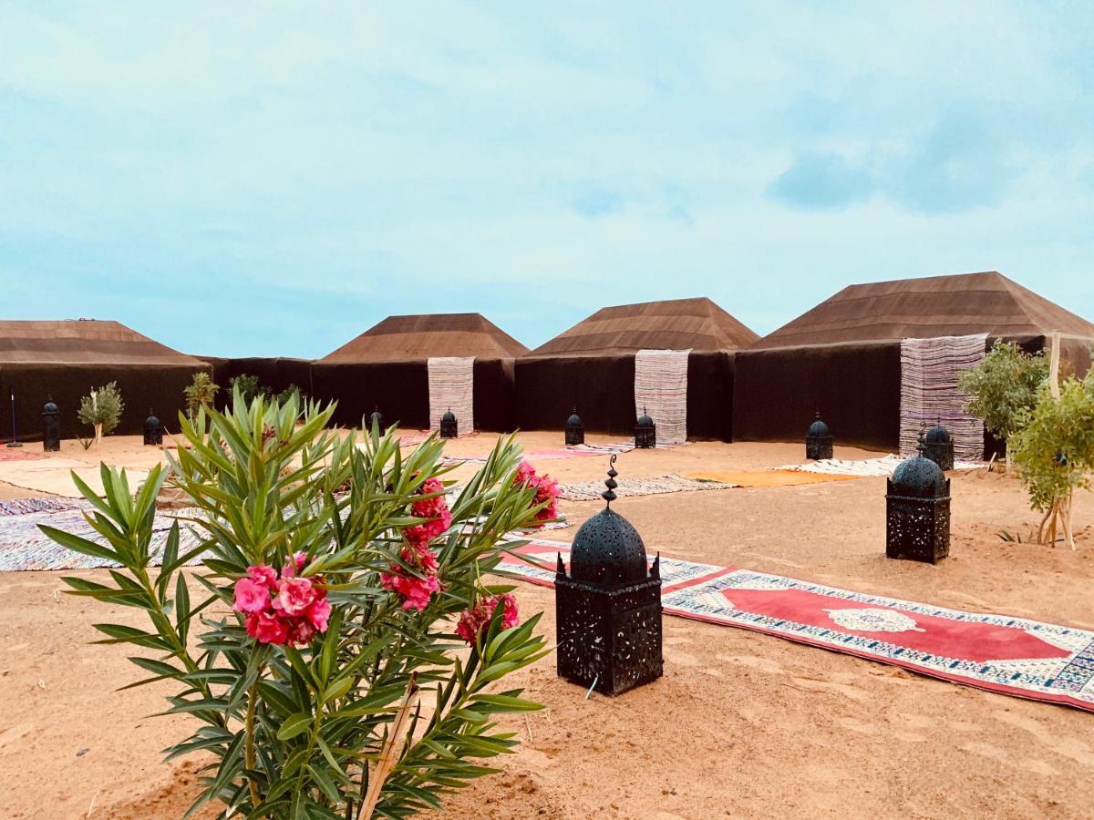 Sahara wellness camp Bed & Breakfast Merzouga Bagian luar foto