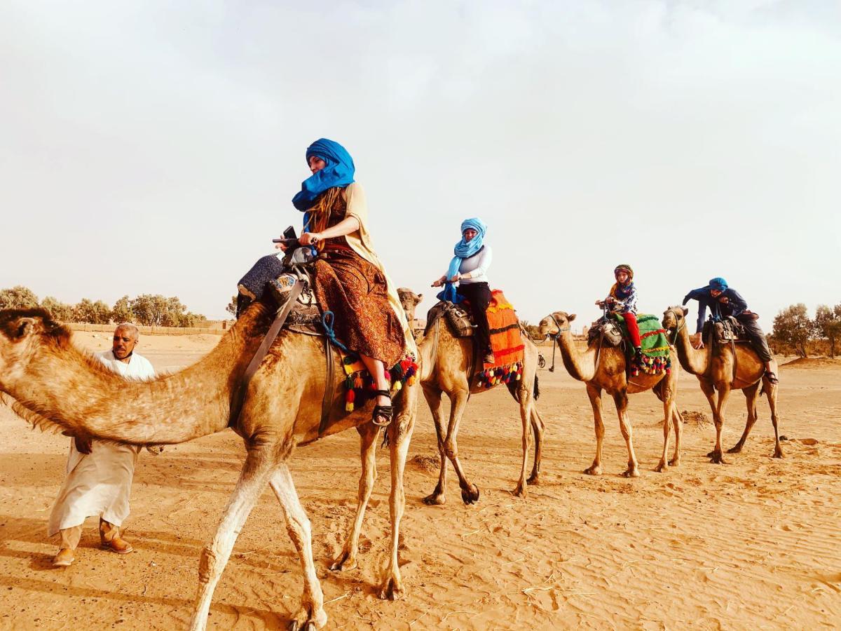 Sahara wellness camp Bed & Breakfast Merzouga Bagian luar foto