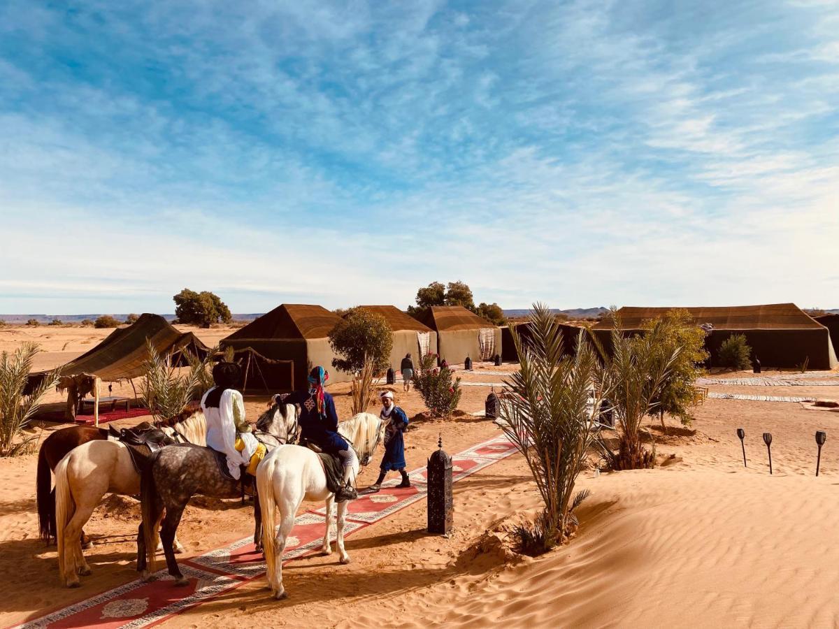 Sahara wellness camp Bed & Breakfast Merzouga Bagian luar foto