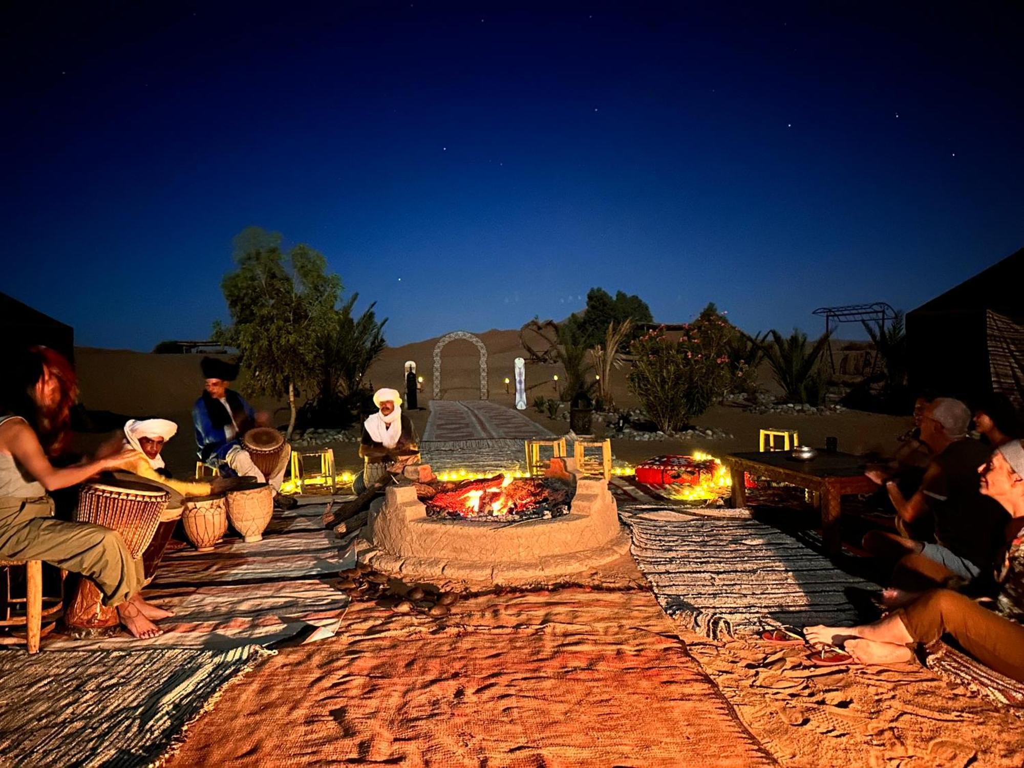 Sahara wellness camp Bed & Breakfast Merzouga Bagian luar foto