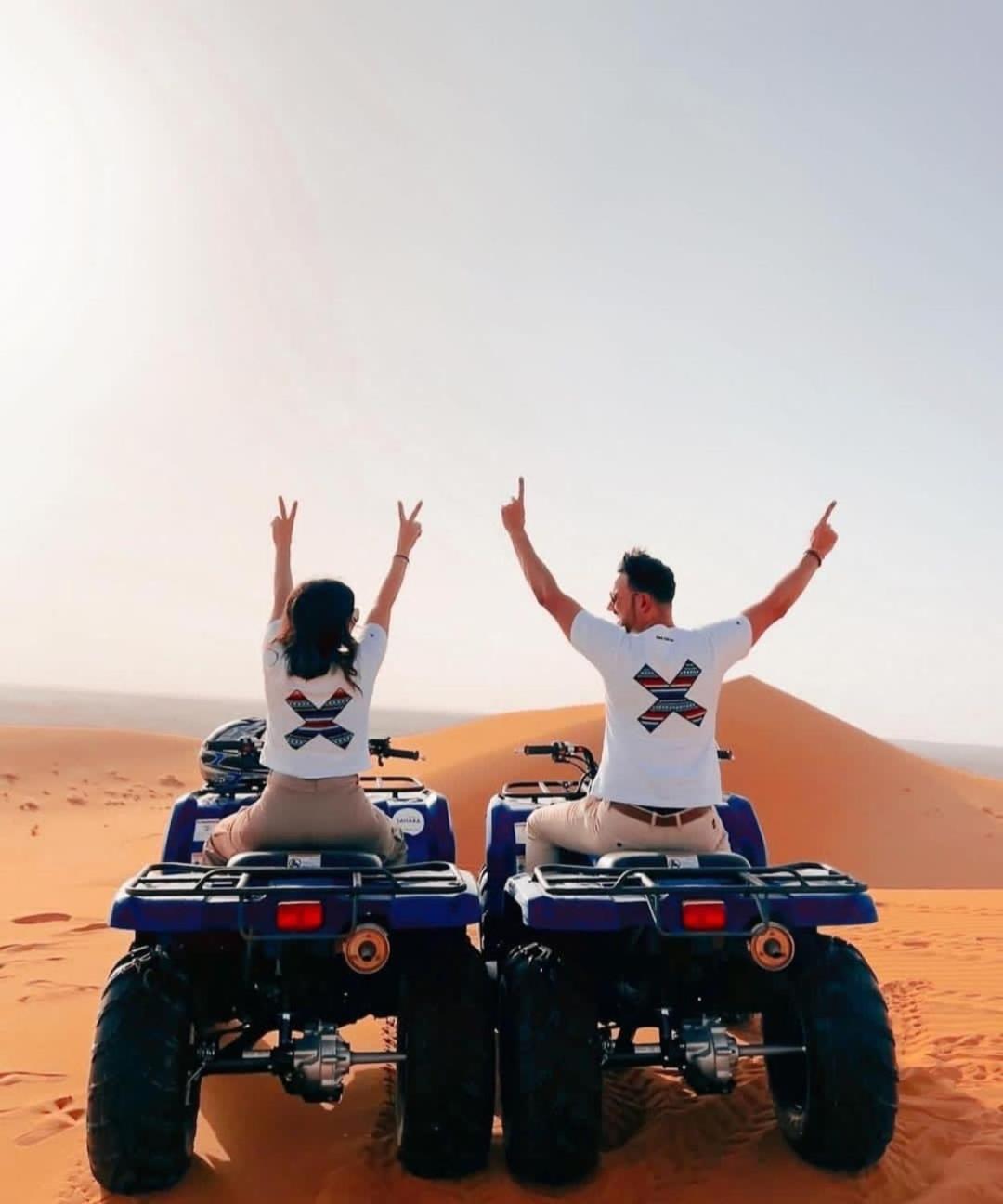 Sahara wellness camp Bed & Breakfast Merzouga Bagian luar foto